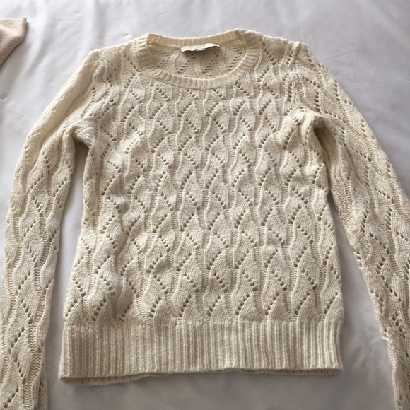 LOFT Sweaters - Loft Crewneck sweater LOFT Sweaters - Loft Crewneck sweater